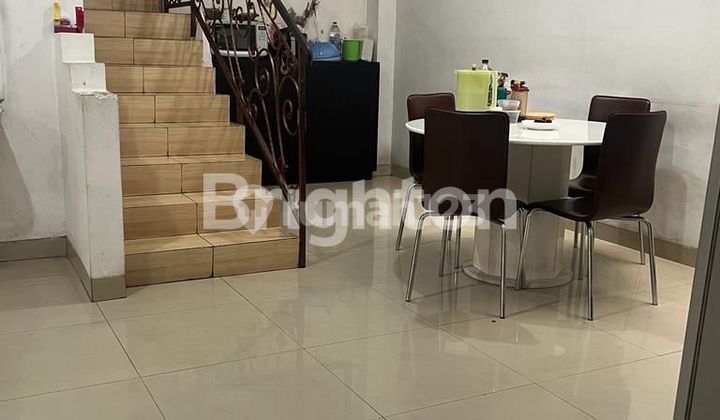 Rumah 2 lantai siap huni di Gading Kirana Timur Kelapa Gading Jakarta Utara 1