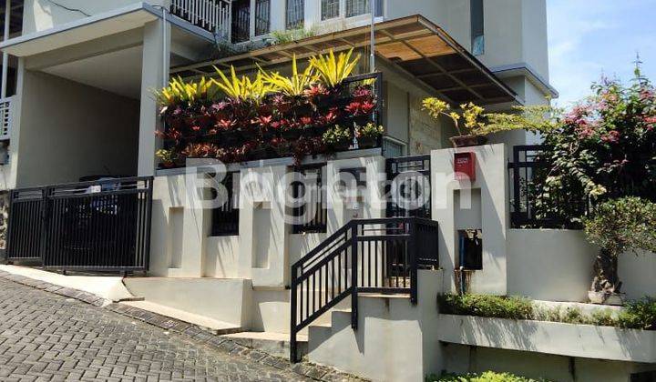 Rumah Hook Cantik Minimalis dalam Cluster di Saxopone Malang 1