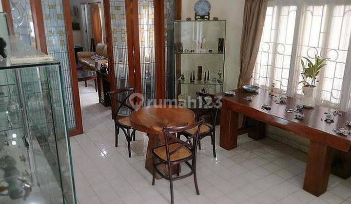 Rumah Menteng Asri dan Nyaman Best Location 2