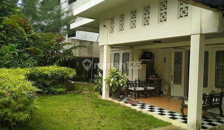 Rumah Menteng Asri dan Nyaman Best Location 1