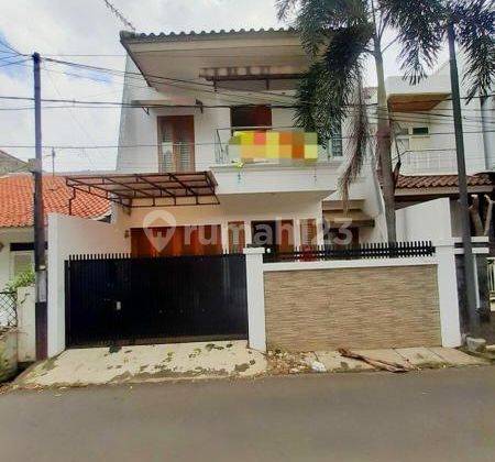 Rumah Cantik Minimalis Modern Siap Huni Tebet Barat 1