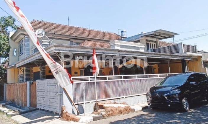 RUMAH HOOK 2 LANTAI BAGUS & LUAS  DALAM CLUSTER STRATEGIS DI SULFAT MALANG 1