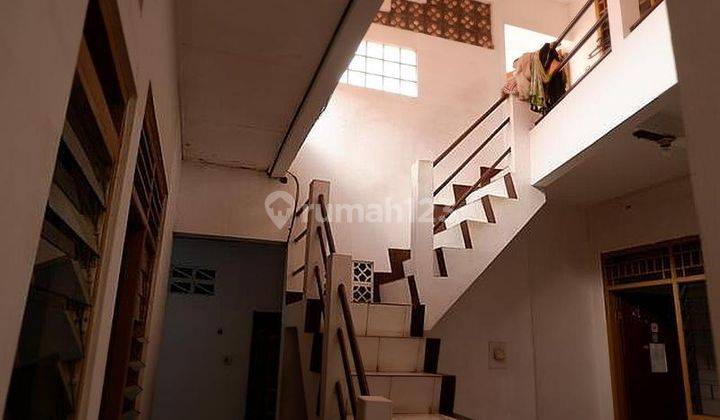 Rumah + Kamar Kos di Pondok Cina Depok Dekat Ui 2