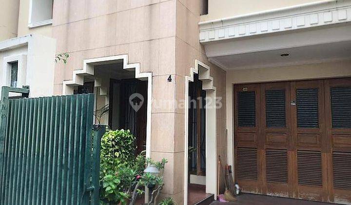 Di Jual cepat rumah 2 lantai gudang peluru B.U 2