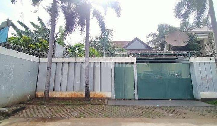 Rumah di lokasi strategis di strategis Green Garden 1