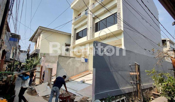 RUMAH Baru bangun 3 LT Siap Huni  1