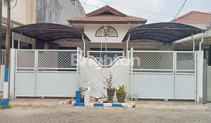 Rumah minimalis siap huni di Simpang Darmo Permai Selatan 1