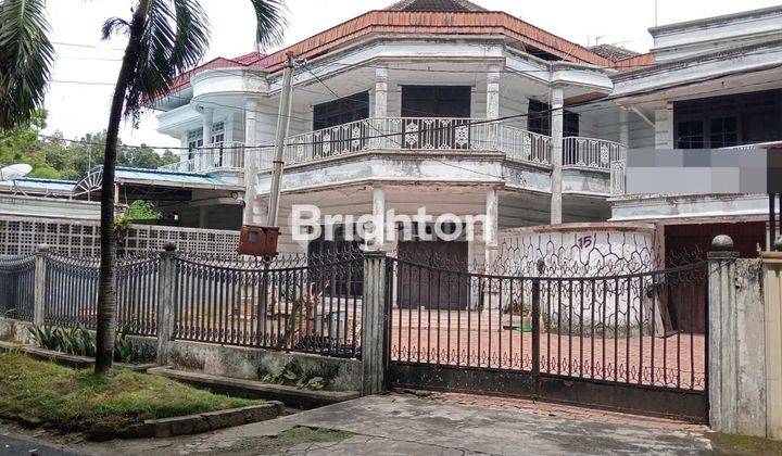 RUMAH MEWAH DI INTI KOTA 1