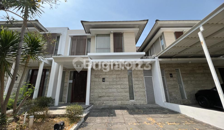 SEMI FURNISHED RUMAH LOKASI CITRALAND GREENHILL !!