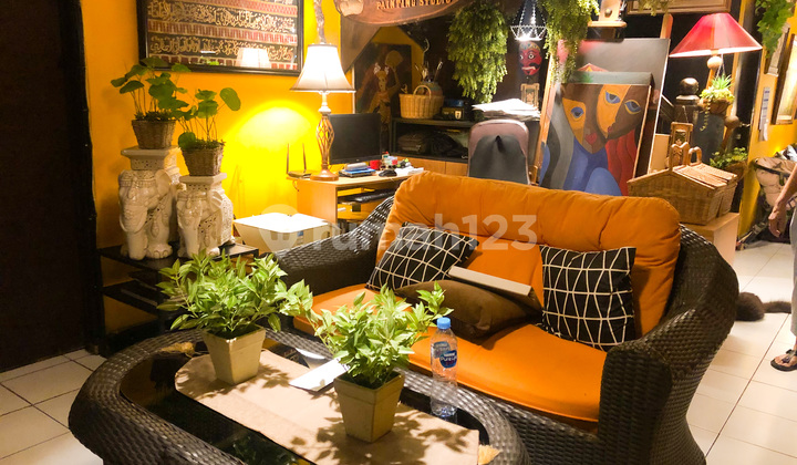 Rumah 2 Lantai Bernuasa Alam di Bintaro Jaya Sektor 5, Tangsel 2