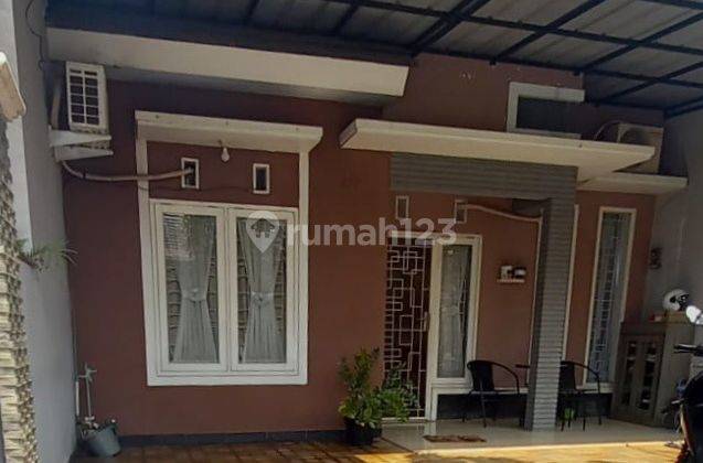 Rumah Minimalis di Royal Park Residence, Padurenan, Bekasi 1