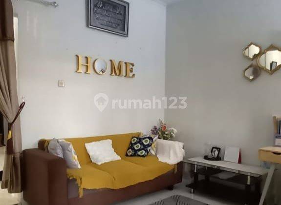 Rumah Minimalis di Royal Park Residence, Padurenan, Bekasi 2