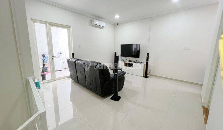 Sutorejo Utara, Modern Minimalis, Rumah 2 Lantai, Siap Huni 2