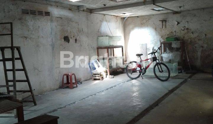 Rumah Hitung tanah di tengah kota 2