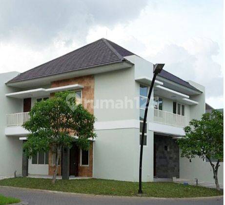 Rumah 2 Lantai Greenwood Citraland, Siap Huni, Lingkungan Asri 1