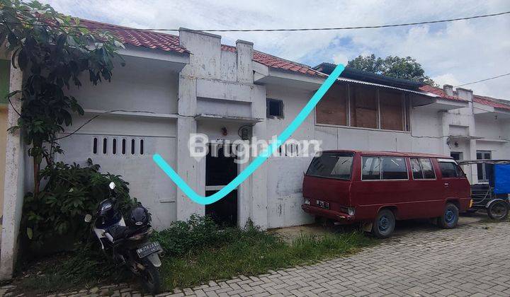 Perumahan Captiva  terletak di pinggir jalan 1