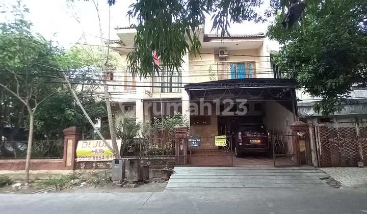 Megapolitan Cinere House