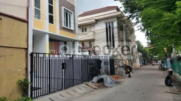 RUMAH BRAND NEW MINIMALIS DI KOMPLEK WALIKOTA KELAPA GADING 2