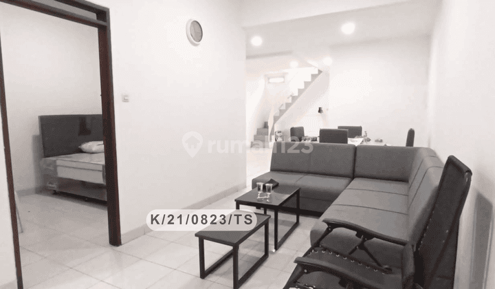 Rumah Full Furnished Di Taman Holis Indah 1 Bandung 1