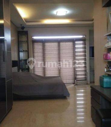 Sudirman Town House Strategis Langka Furnished Lux Disewakan 2