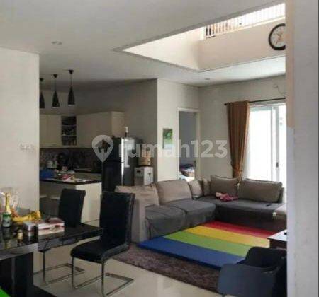 Rumah Sangat Strategis Anggrek Loka BSD City Tangerang Selatan 2