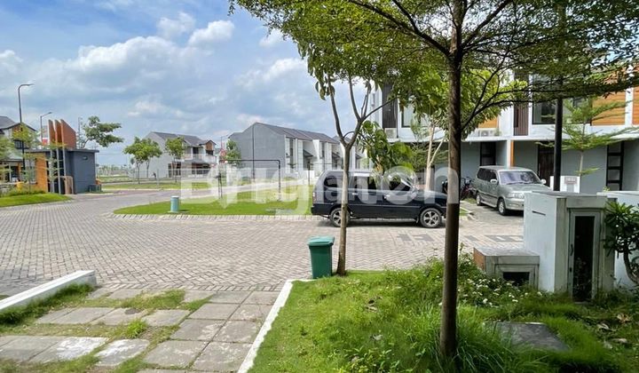 Well-maintained shoji land house ready to occupy. 2