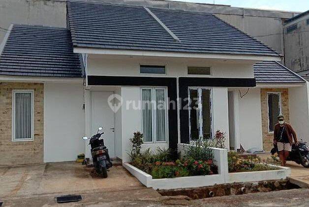 Rumah Baru Siap Huni dalam Claster Exclusive di Jakasampurna Bekasi Barat 1