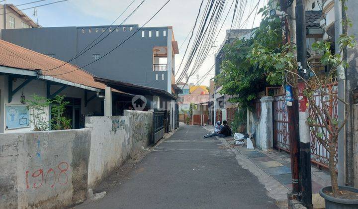 Rumah tua Rp. 11jt / m dekat Percetakan Negara, Cempaka Putih 2