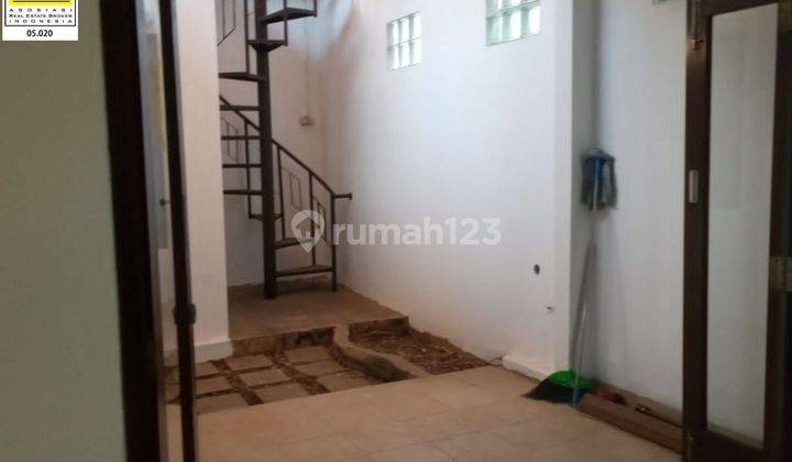 Rumah Nego Cepat  Di Taman Holis Indah Bandung 2