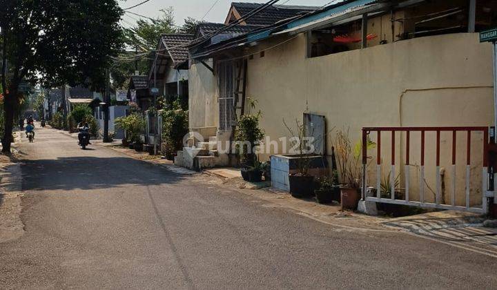 Rumah Lokasi Strategis dengan Lingkungan Asri @Larangan Selatan 2