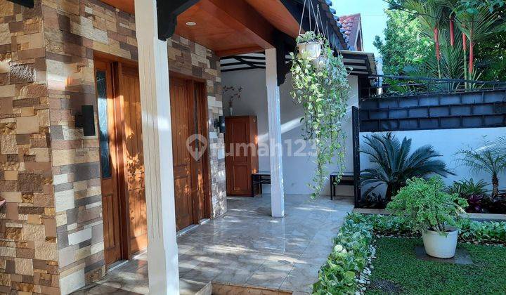 Rumah Semi Furnished Siap Huni dengan Lingkungan Asri dekat STAN Bintaro 1