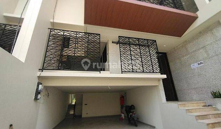 Rumah Baru dan Mewah di Kemang, Lokasi Elit dan Strategis 1