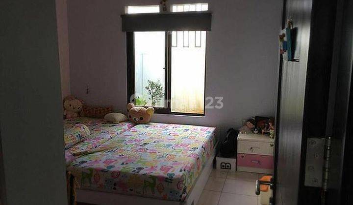 Rumah Di semi furnished dalam cluster di perumahan bnr 2