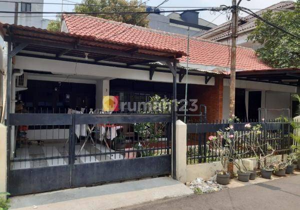 Rumah 1 Lantai siap huni lingkungan nyaman di Tmang Jakarta Barat 1