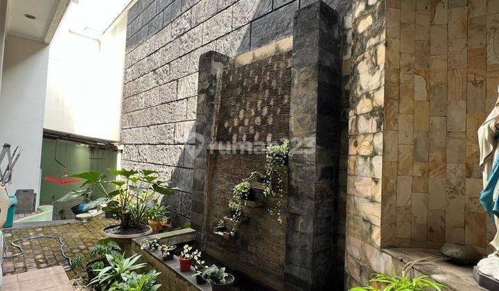 turun harga  cepat rumah strategis tengah kota dekat taman kota 1 sekolah al-azhar siap huni puspita loka bsd city serpong tangerang banten 2