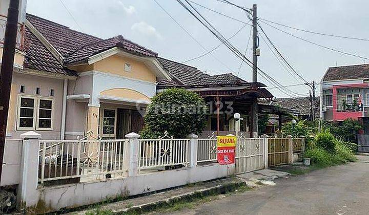 Rumah Semi Furnished Bagus Dekat Stasiun Di Taman Yasmin 1