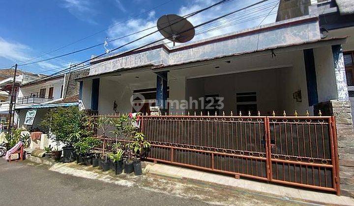 Di Jual Rumah Dalam Komplek Lingkungan Asri Dan Nyaman 1