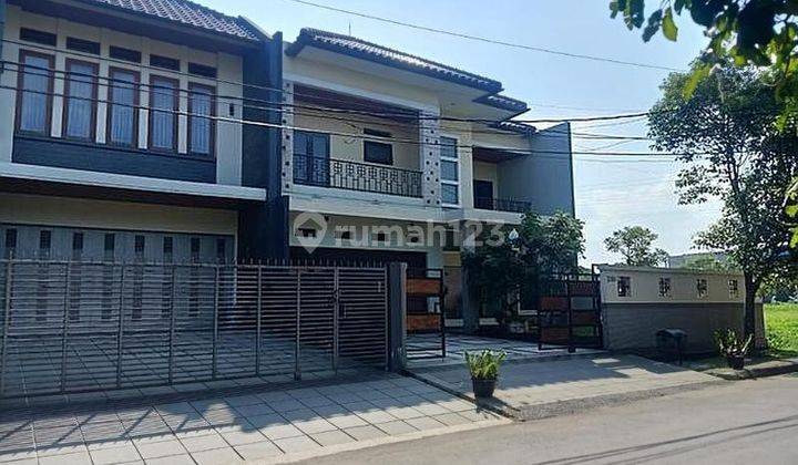 Rumah 2 Lantai Siap Huni di Komplek Batununggal Indah II Bandung 1