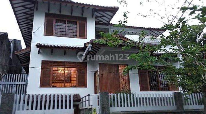 Di jual rumah terawat dekat kampus lokasi strategis 1