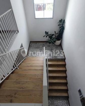 Rumah 2 Lantai Siap Huni Dalam Komplek Di Cinere Depok Rumah 2 Lantai Siap Huni Dalam Komplek Di Cinere Depok