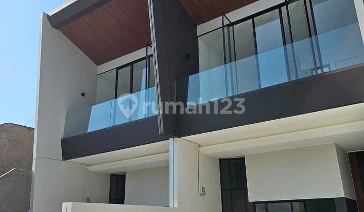 Rare Item, Brand New House in Jemursari, Surabaya