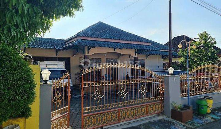 Rumah Klaten Tengah