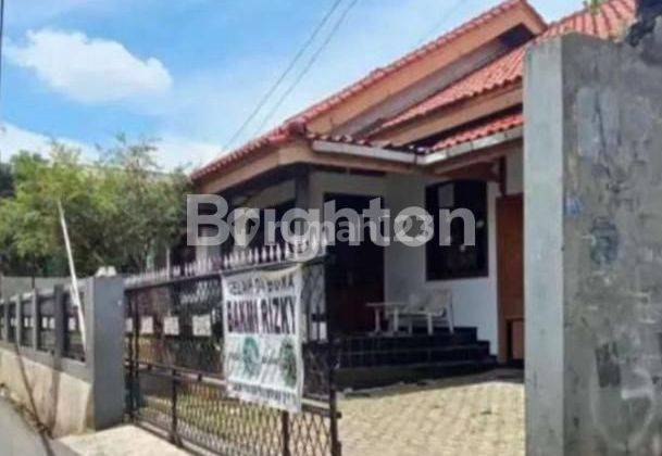 RUMAH LUAS PINGGIR JALAN CIRACAS JAKARTA TIMUR 1