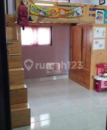 Rumah Cantik Siap Huni Semi Furnished Dalam Town House 2