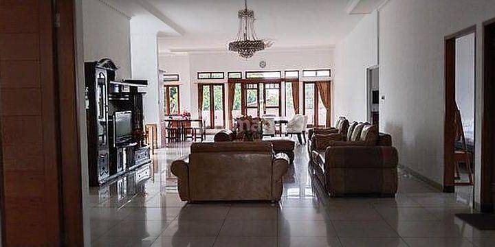 Jual Villa Di Kota Lembang Bandung 2