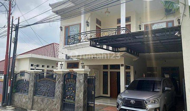 DI CEPAT RUMAH MEWAH DAERAH CIRACAS Jakarta Timur 1