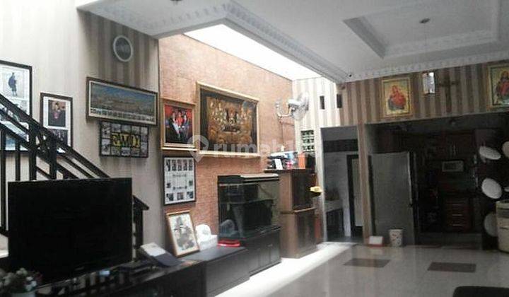 Rumah besar dan bagus di komplek koperasi bintara bekasi jawa barat 2