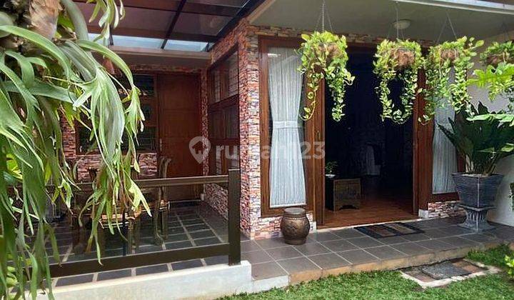 Rumah Asri  halaman Luas di Jatiwaringin Pondok Gede 1