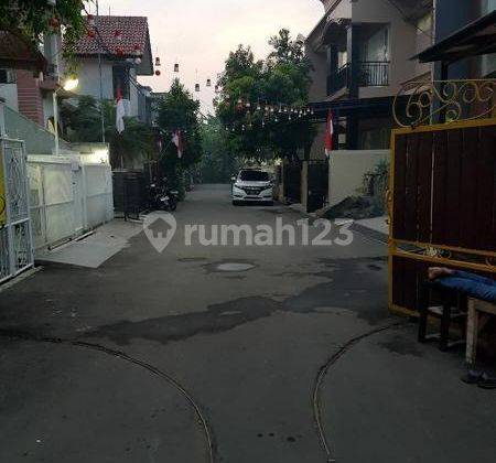 Jarang ada!! Rumah bagus dalam cluster lokasi strategis condet jakarta timur 2