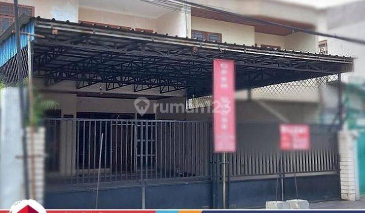 Rumah Lokasi Sangat Strategis Di Petamburan Jakarta Barat 1